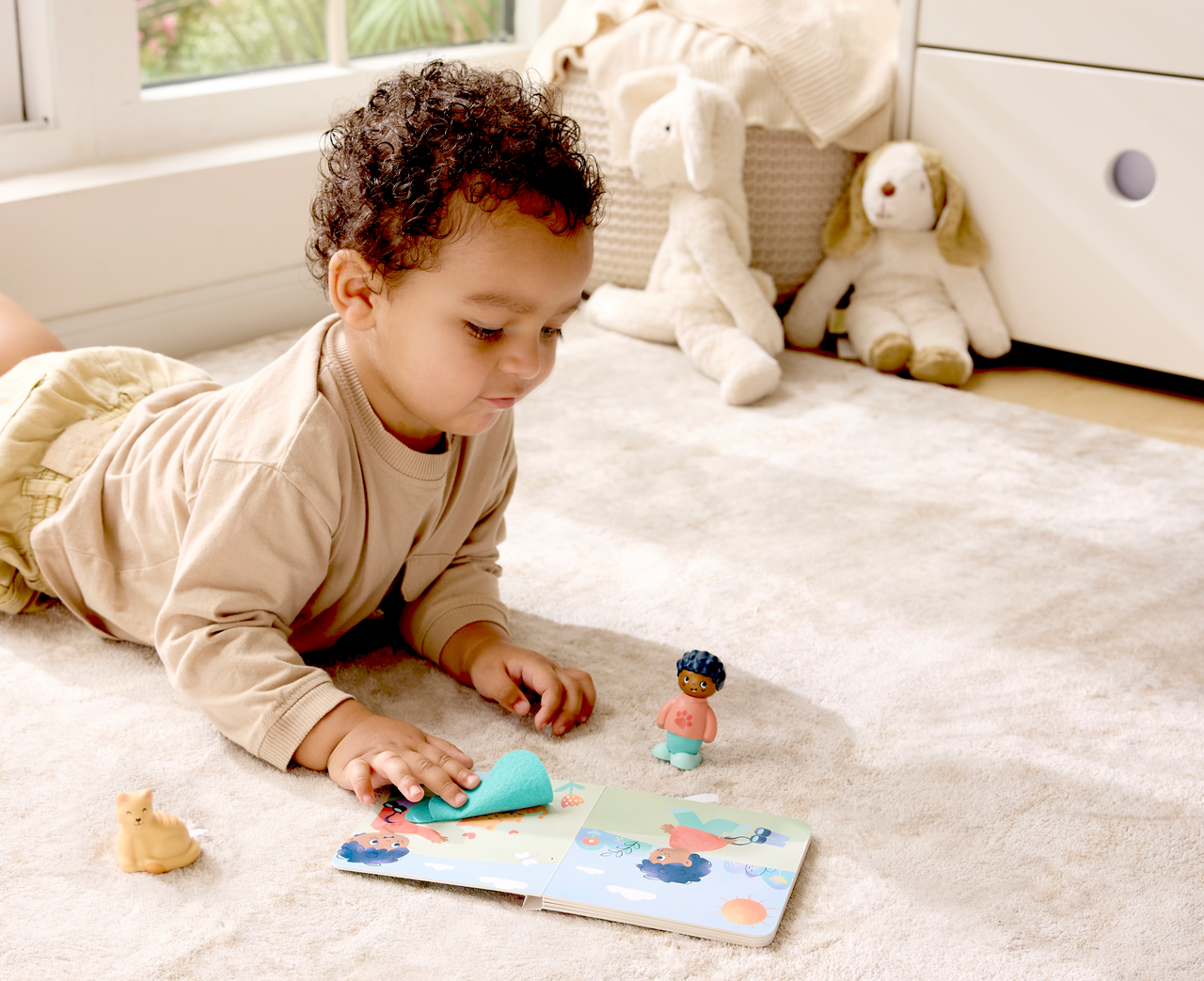Hape Livro e Bonecos - Hapeland Cat´s Secret