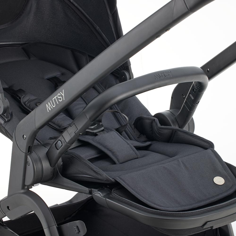 Silla de paseo Mutsy DUO Reversible Flow + capazo