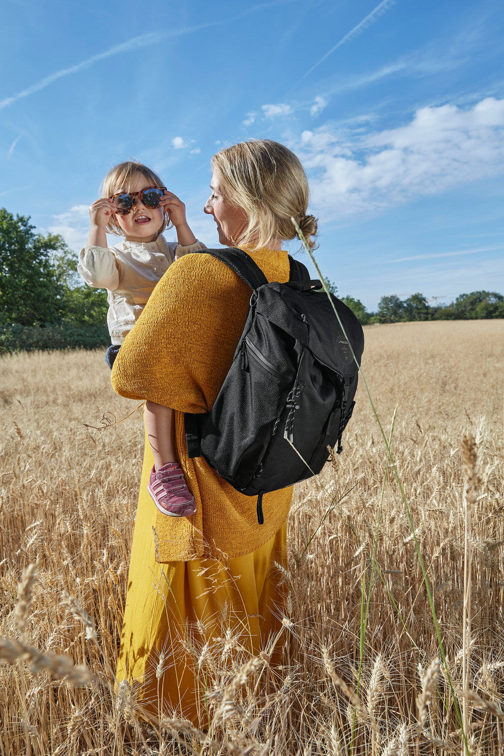 Mochila de Maternidade Lassig Outdoor na cor preto, fotografia 3 de 8 do produto