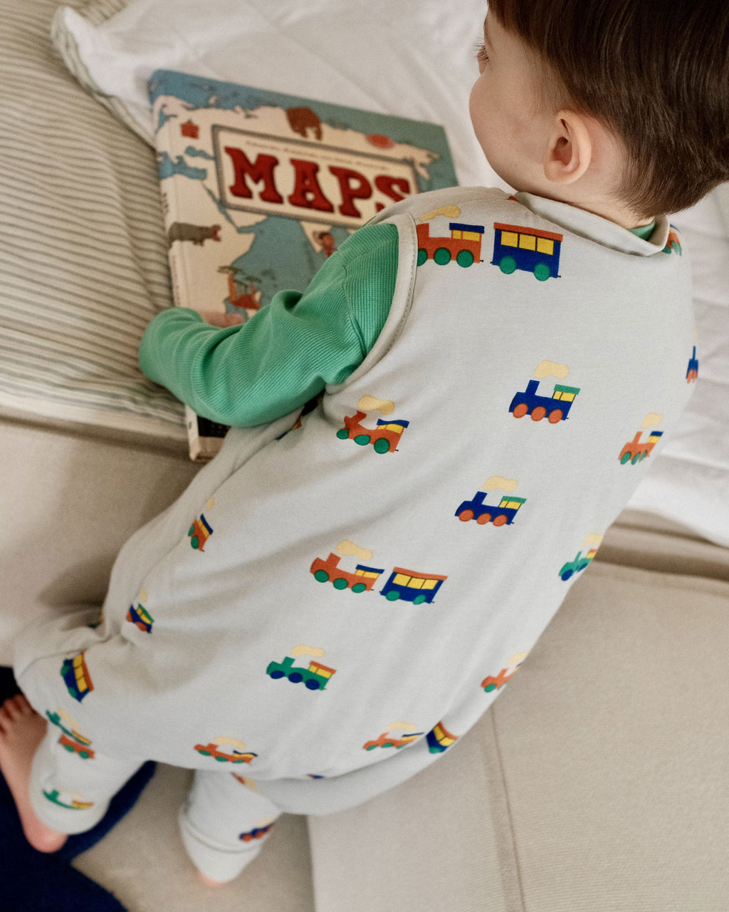 MolisandCo TOG 2.5 Saco de dormir com pés Tiny Trains