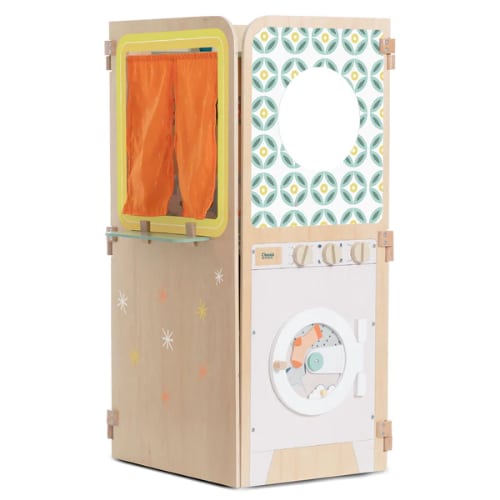 Classic World Mini Casa fechada, mostrando um dos lados com detalhes da lavandaria e design compacto.