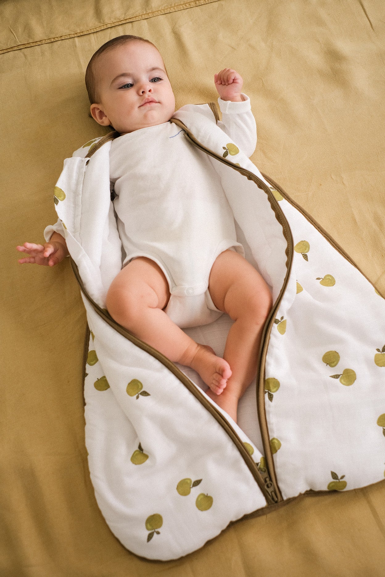 MolisandCo saco de dormir sem pés TOG 2.5 Bamboo muslin - Apples
