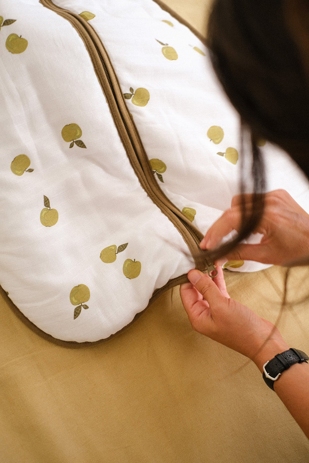 MolisandCo saco de dormir sem pés TOG 2.5 Bamboo muslin - Apples