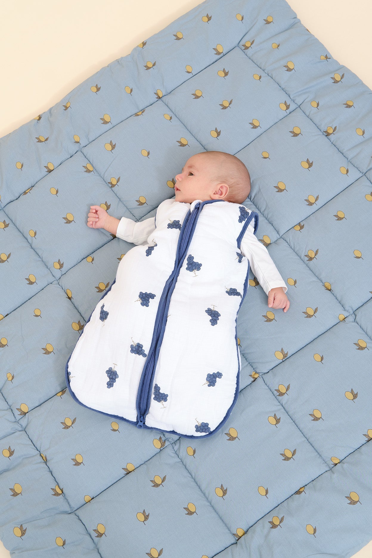 MolisandCo saco de dormir sem pés TOG 2.5 Bamboo muslin - Grapes