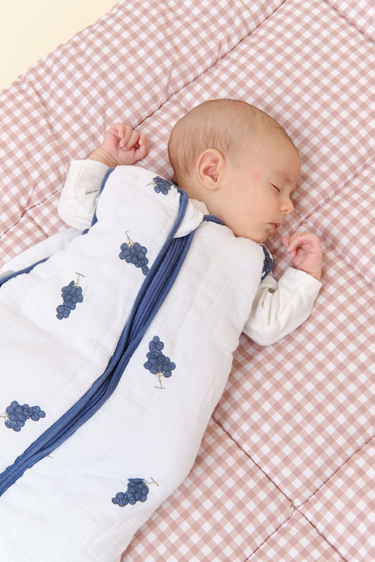 MolisandCo saco de dormir sem pés TOG 2.5 Bamboo muslin - Grapes
