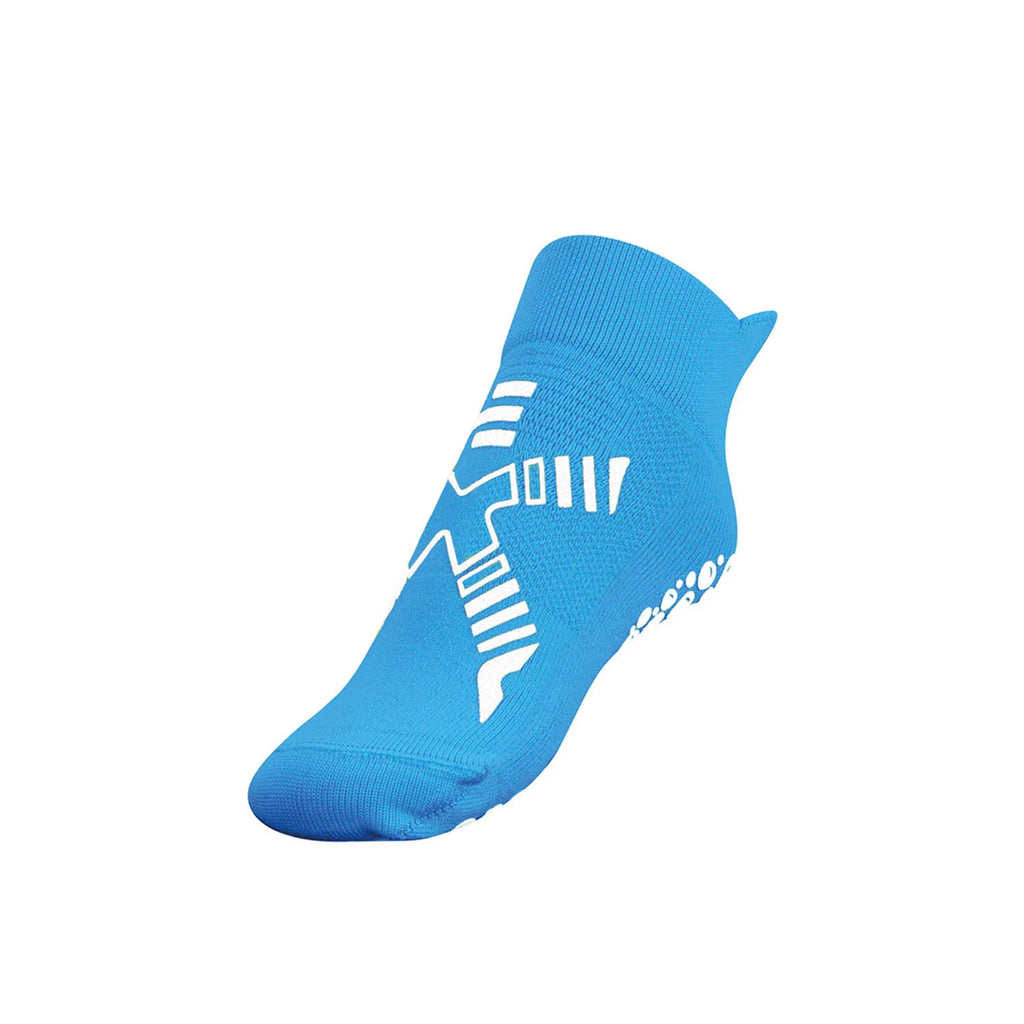 Meia antiderrapante azul clara Pool Kids – Versão em azul claro, oferecendo o mesmo ajuste perfeito e resistência ao cloro, com fiação antibacteriana para maior higiene.