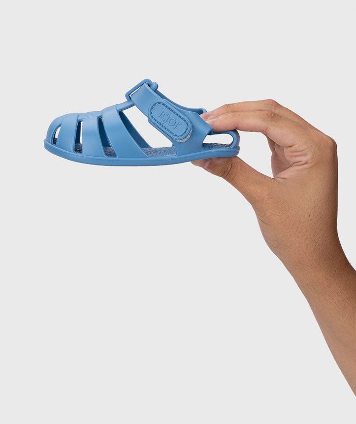 Igor Barefoot Nemo Solid Sandals Blue