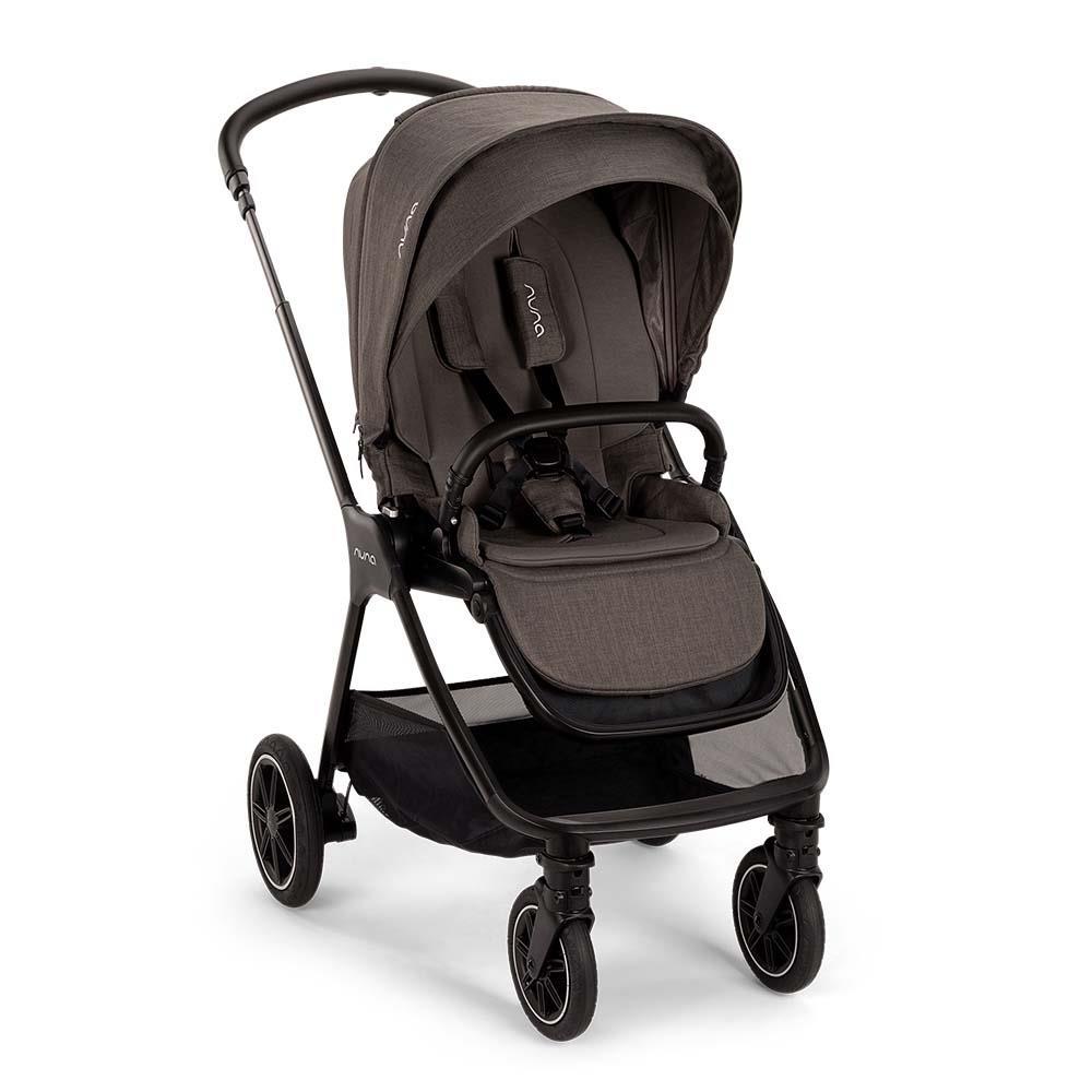 Carrinho de passeio Nuna TRIV NEXT na cor Thunder, vista em ângulo.