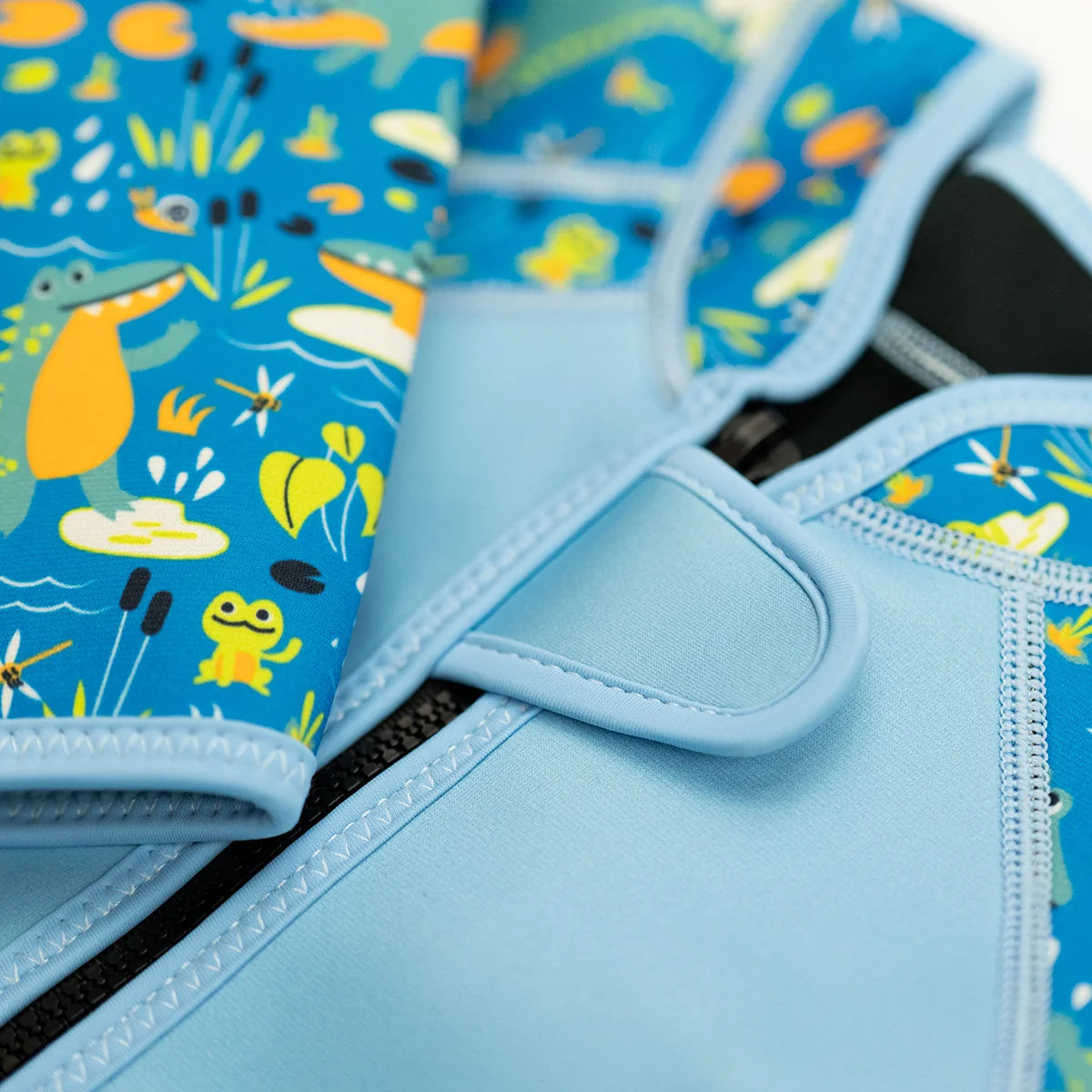 Splash About - Traje de neopreno térmico infantil de playa/piscina Kids Shorty Wetsuit Crocodile Swamp