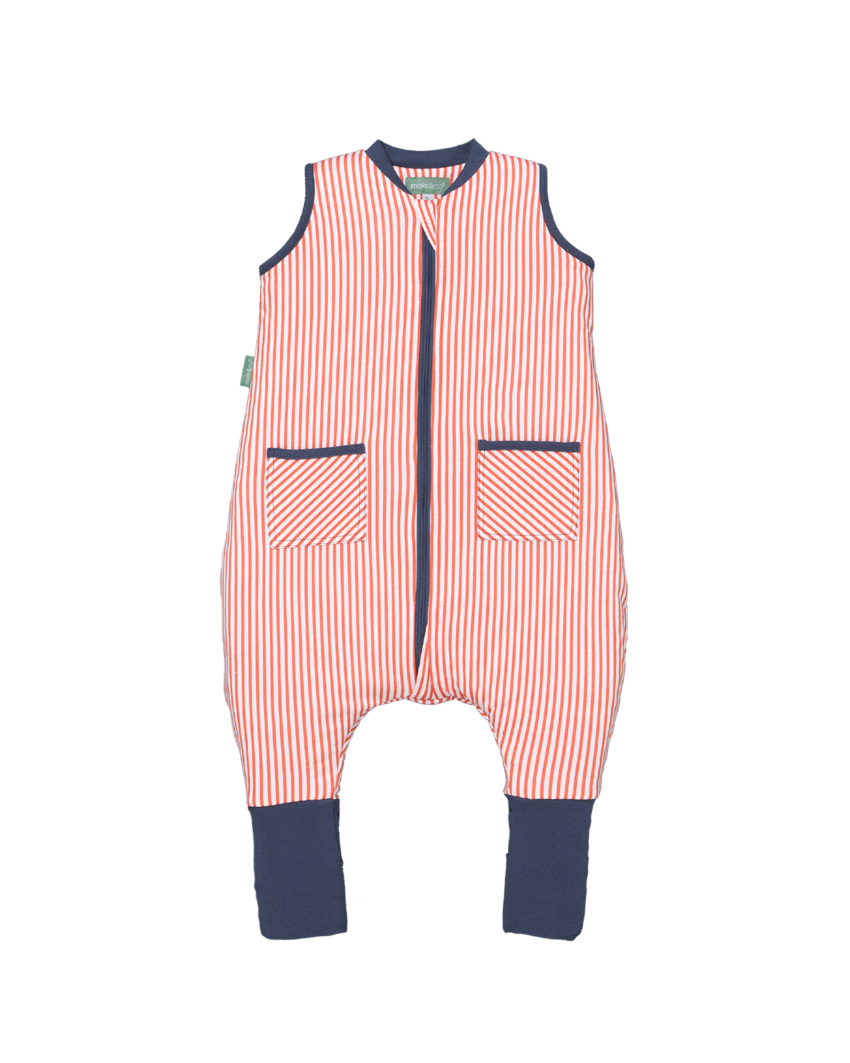 Pijama manta MolisandCo TOG 1.0 com pés e meias antiderrapantes na cor Sailor Orange, vestido por uma criança