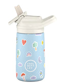 Garrafa térmica Cool Bottles Rainbow Clouds de 350ml em azul claro com padrão de nuvens, arco-íris e corações, vista lateral com bico aberto.