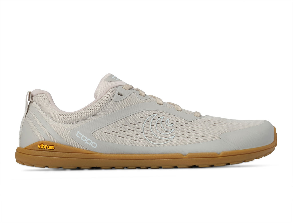 Sapatilha barefoot Topo Athletic Connect de mulher em cor cru com sola cor de mel, vista de perfil exterior