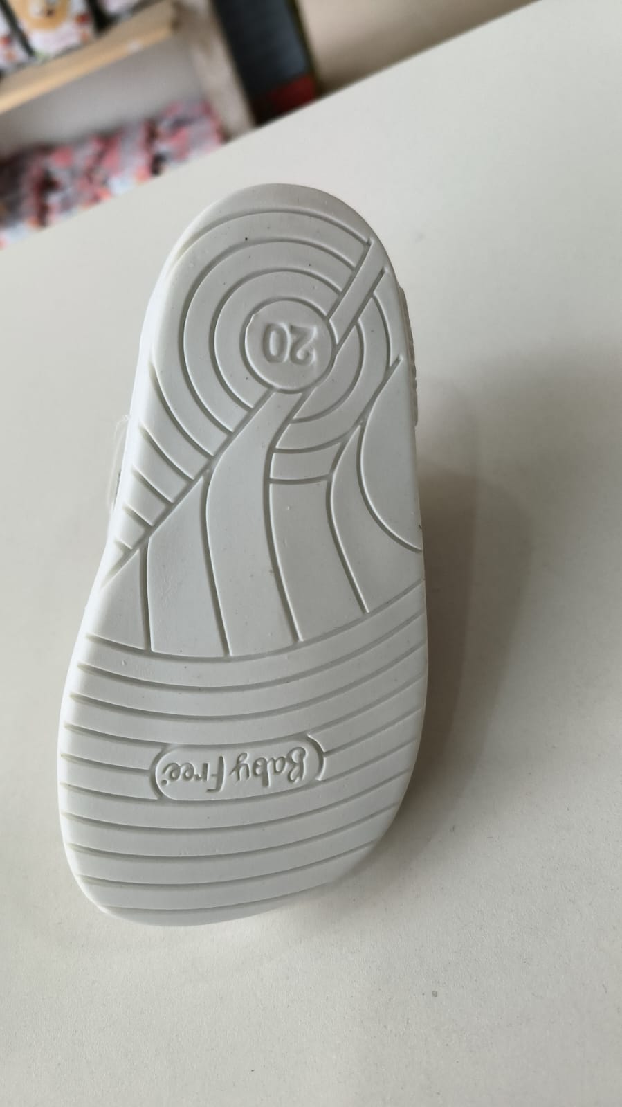 BabyFree Barefoot Sneakers White with Elastics