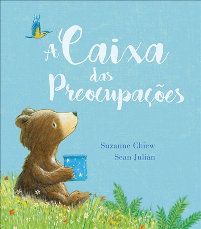 Ilustração encantadora de um urso sentado num campo florido, segurando uma caixa azul estrelada, representando a "Caixa das Preocupações" do livro infantil.