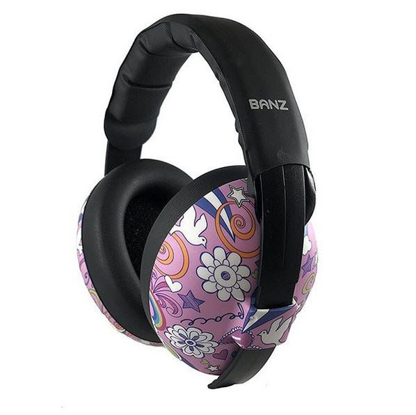 Protetores de ouvidos Banz prateados para crianças até 3 anos, com design compacto e leve.