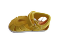 Sandália Blanditos by Crio's India Amarelo. Calçado respeitador minimalista para criança, vista lateral.