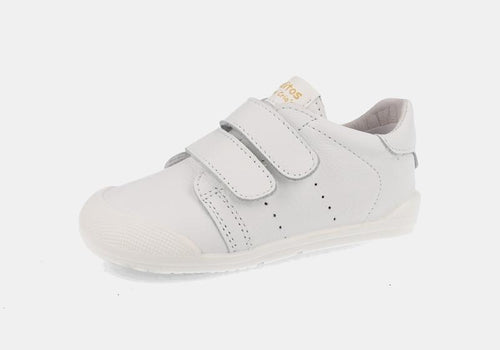 Sapatilha infantil Barefoot Blanditos Paris em pele branca, com fecho duplo de velcro e sola fina, ideal para pés largos.