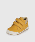 Sapatilha Blanditos Dublin cor Ocre (amarelo-mostarda) - Vista lateral de Calçado Respeitador Barefoot com biqueira larga para primeiros passos.