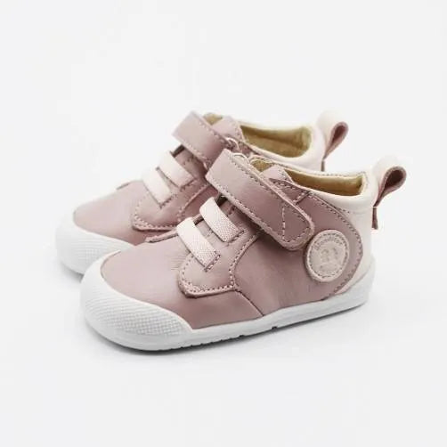 Par de sapatilhas Blanditos Enzo Rosa, Calçado Respeitador para menina, estilo Barefoot com sola flexível, zero drop e ajuste por velcro. Calçado Barefoot.