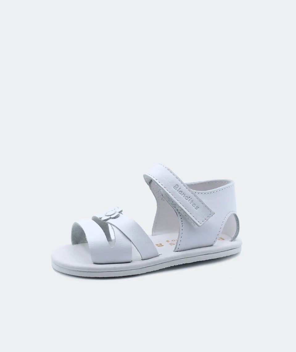 Sandálias Blanditos by Crio's Brisa Blanco – sandália branca em couro natural com sola fina e tira ajustável, design barefoot confortável e flexível.