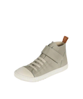 Sapatilha infantil barefoot Blanditos Tokyo na cor Verde (caqui/musgo). Calçado respeitador da Crio's com sola fina e flexível, biqueira larga e atacadores elásticos. Calçado Barefoot.