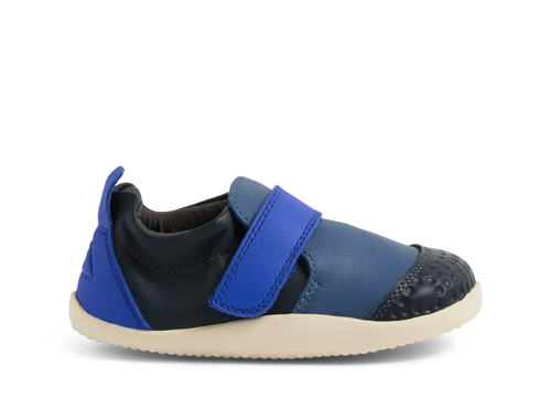 Sapatilhas barefoot Bobux Xplorer Go em pele azul Vintage Indigo com velcro para bebé