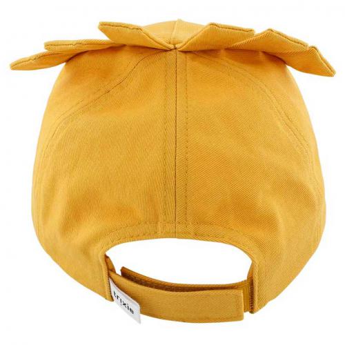 Vista traseira do boné amarelo de leão, evidenciando o fecho de velcro ajustável com a etiqueta da marca Trixie visível.