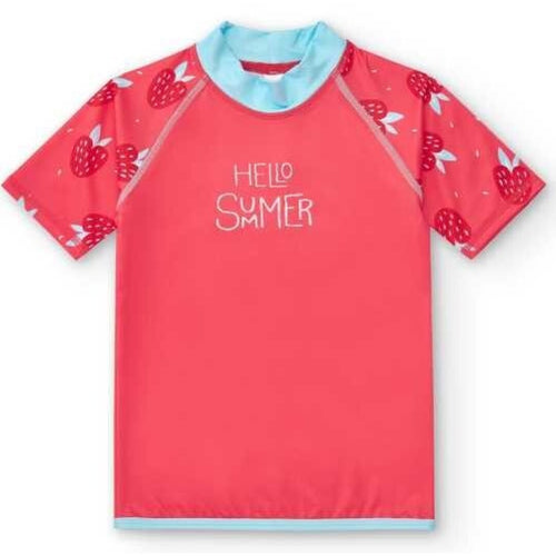 Camisola de verão infantil BtBox, manga curta, cor coral com padrão de morangos e frase "Hello Summer". Proteção solar UPF 50+.