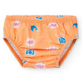 Cueca/fralda de banho infantil BtBox laranja com estampado de câmaras, pássaros azuis e balões de fala com "HELLO" e "HOLA".
