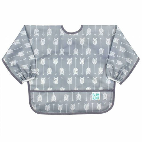 Babete Bumkins com mangas, cor cinza, padrão de setas brancas, ideal para 6-24 meses.