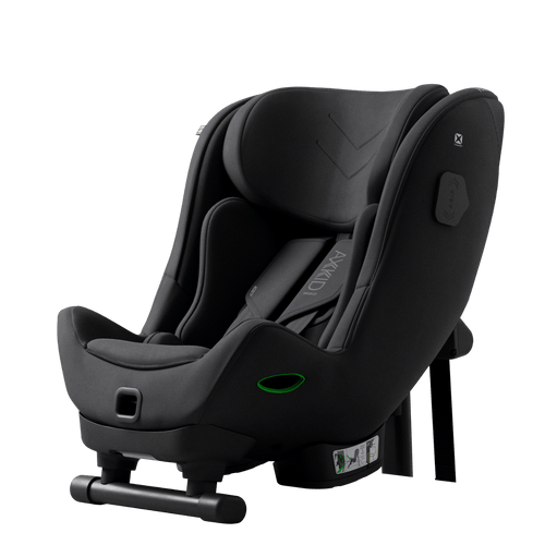 [Vista lateral da Axkid Minikid 4 MAX com perna de apoio e sistema de reclinação ajustável.]