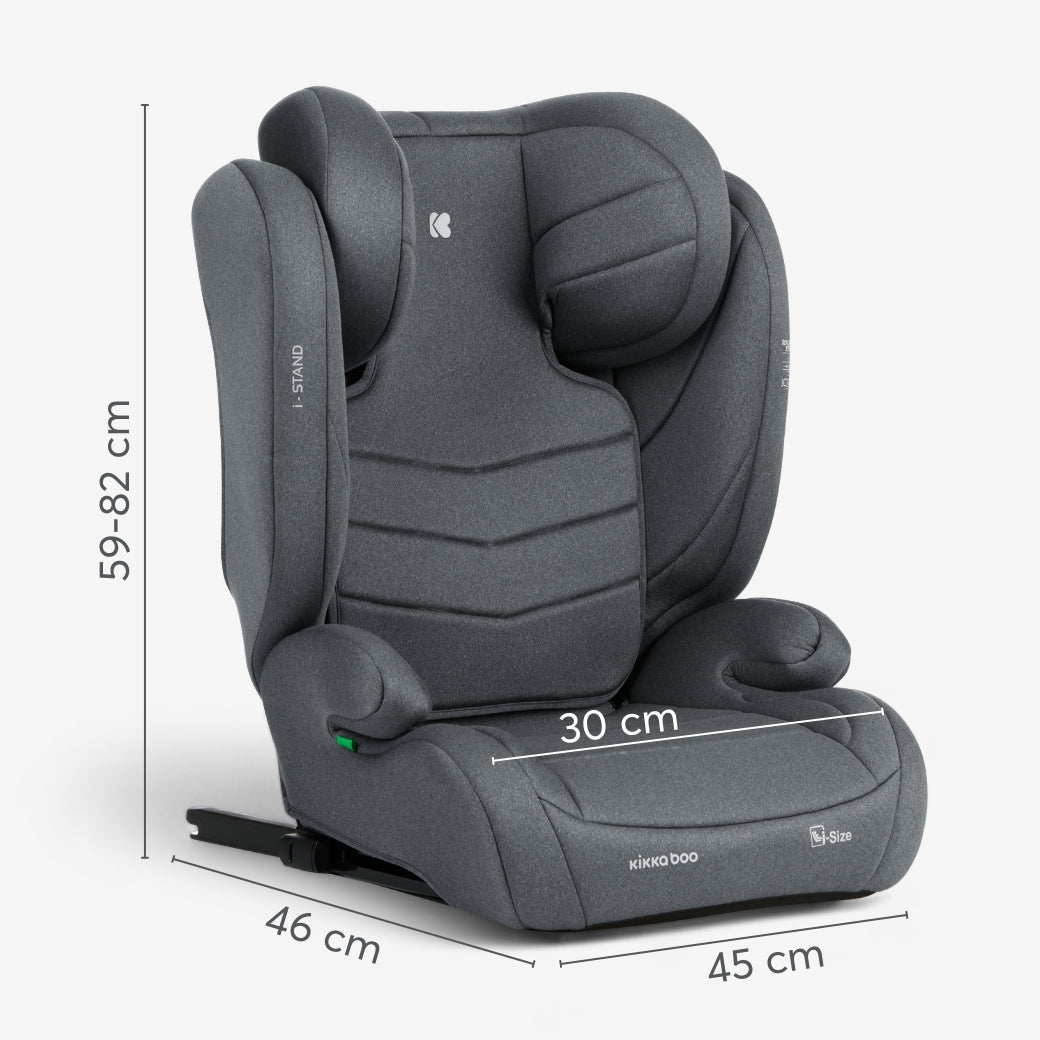 Cadeira auto KikkaBoo i-Stand cinzenta com dimensões indicadas: altura ajustável 59-82cm, largura 46cm, profundidade 45cm, assento 30cm.