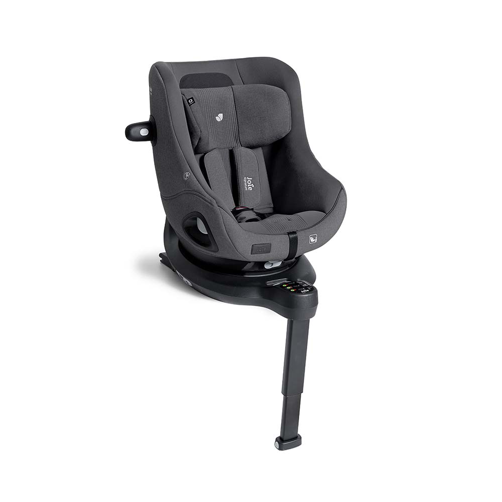 Cadeira auto Joie i-Harbour Signature cinzenta escura com base i-Base Encore, vista frontal inclinada, destacando o arnês de 5 pontos e o design premium.