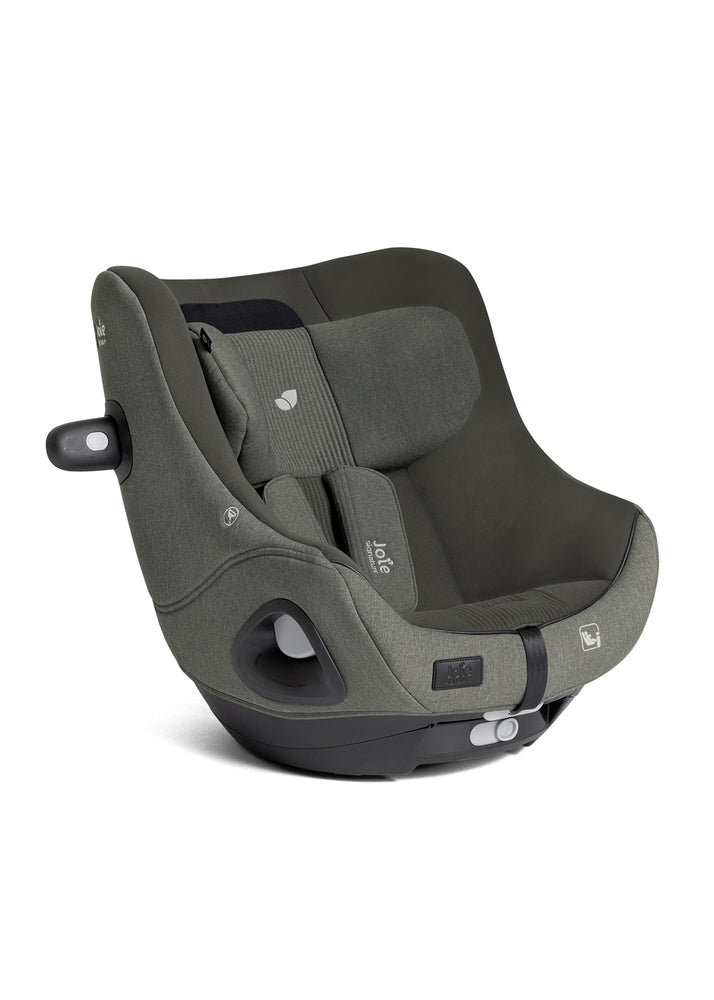 Cadeira auto Joie i-Harbour Signature E em cor verde-escura/cinza, vista de lado, destacando o design ergonómico e os redutores interiores.