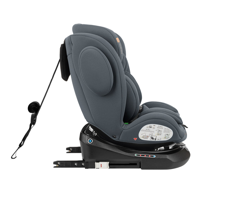 Cadeira auto Kikkaboo i-Felix 40-150 cinzenta com correia Top Tether visível, vista lateral, destacando a base de instalação.