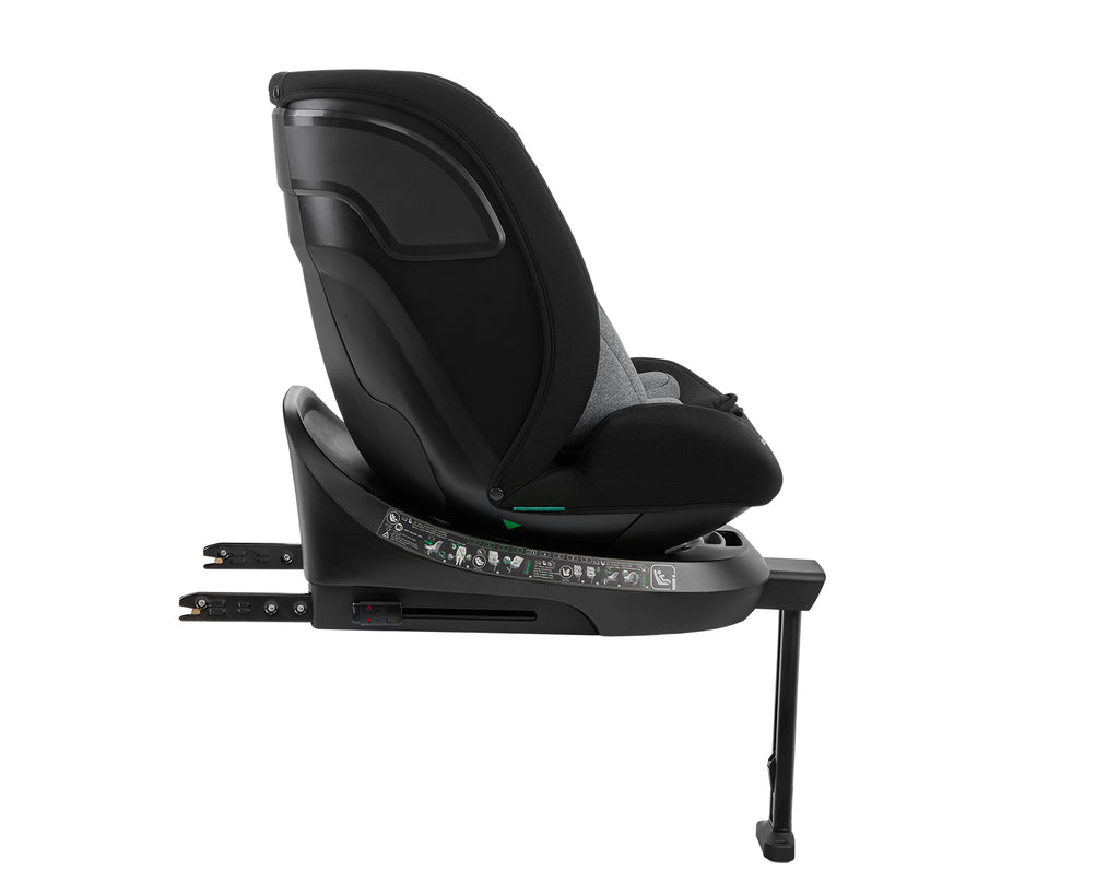 Cadeira auto Kikkaboo i-Orbit (40-150cm) em perfil lateral, cor preta, com base ISOFIX e perna de apoio visíveis. (Imagem idêntica à 1)