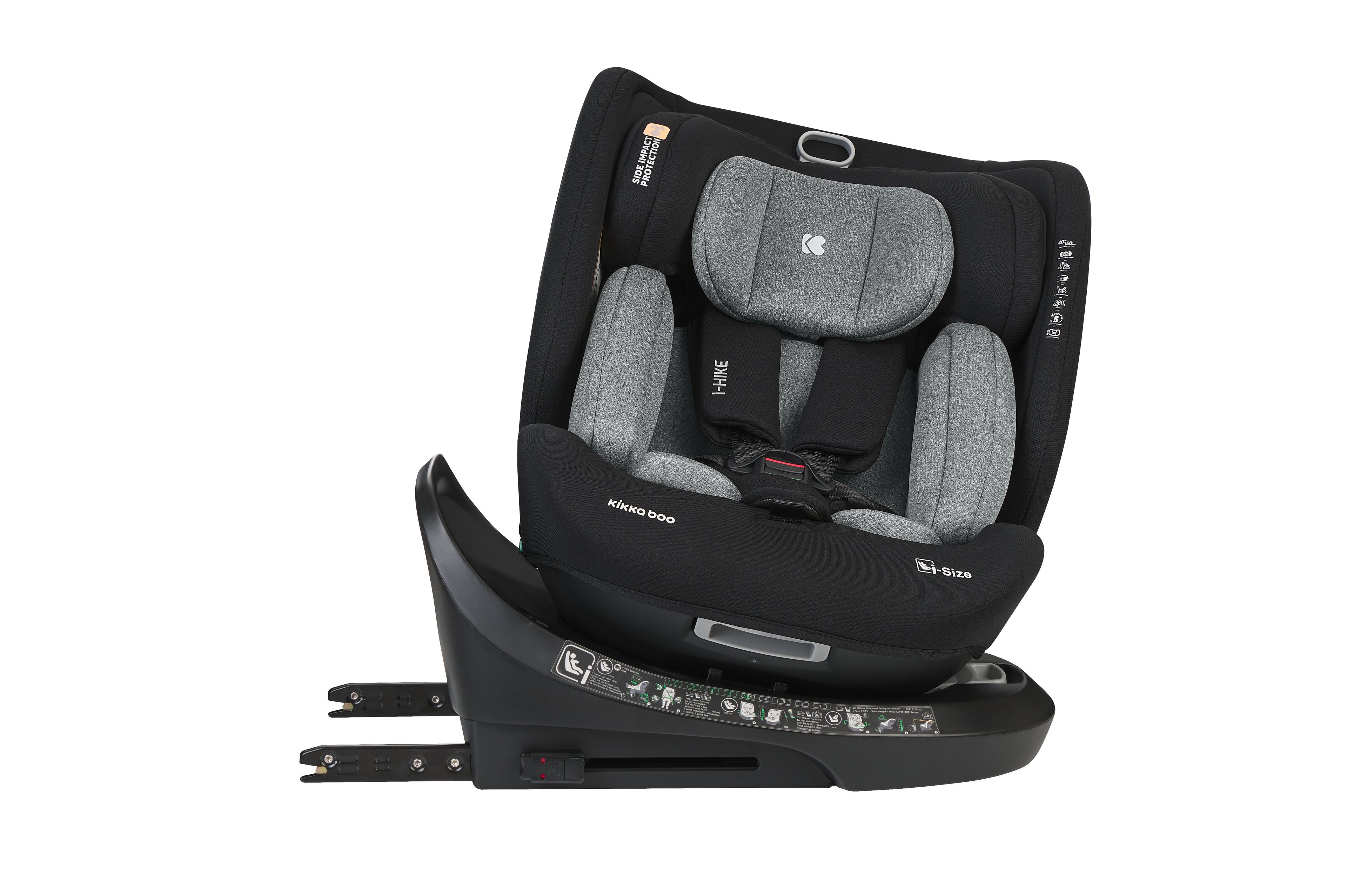 Cadeira auto Kikkaboo i-Hike preta e cinza, vista frontal inclinada, mostrando o arnês de 5 pontos e o redutor de recém-nascido. Rotação 360º visível.