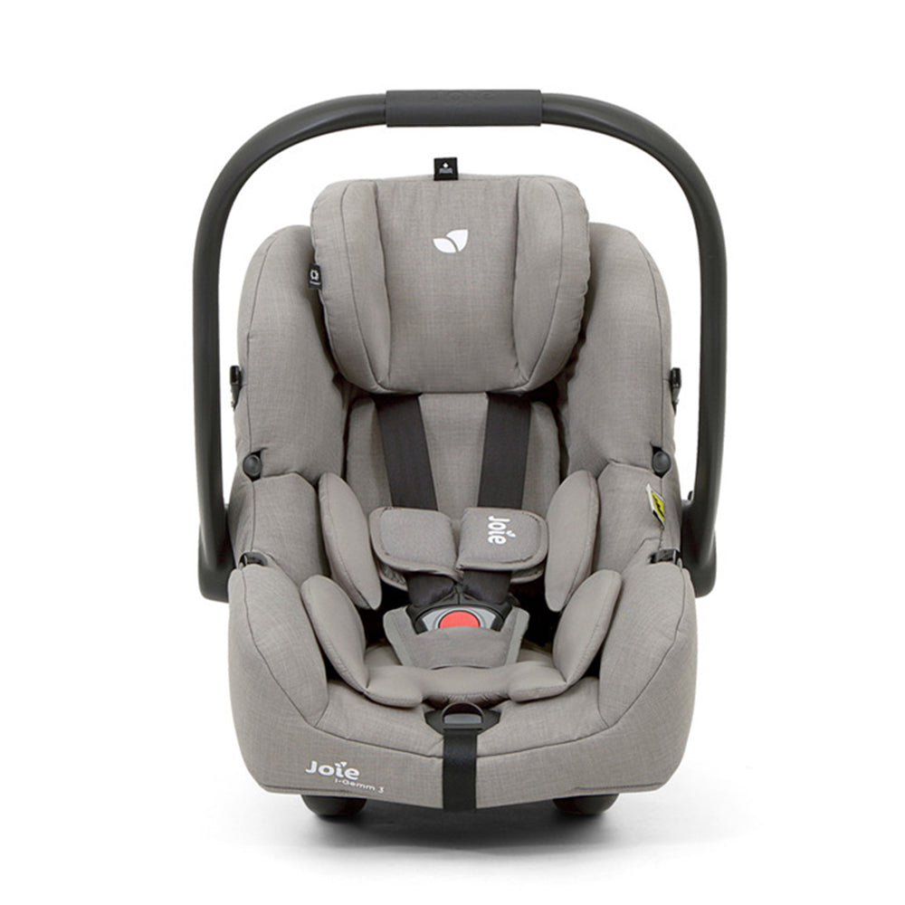 Detalhe do apoio de cabeça Tri-Protect da cadeira auto Joie i-Gemm 3, mostrando as múltiplas camadas de proteção e espuma Intelli-Fit.