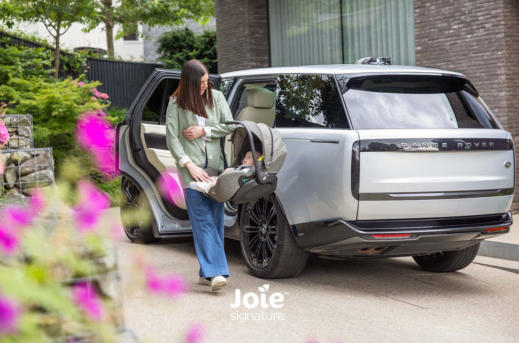 Cadeira auto ovo Joie i-Level Pro Signature com redutor de corpo inteiro extraível, ideal para recém-nascidos (40cm).