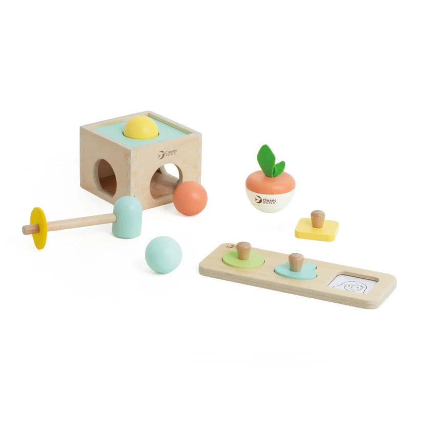 Conjunto de brinquedos Classic World Hellobox para bebés a partir dos 6 meses, incluindo martelo, bolas, puzzle de encaixe e mordedor.