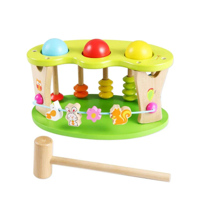 Visão geral do Classic World Jogo de bater multiactividades, mostrando o martelo e as bolas coloridas em um design atraente.