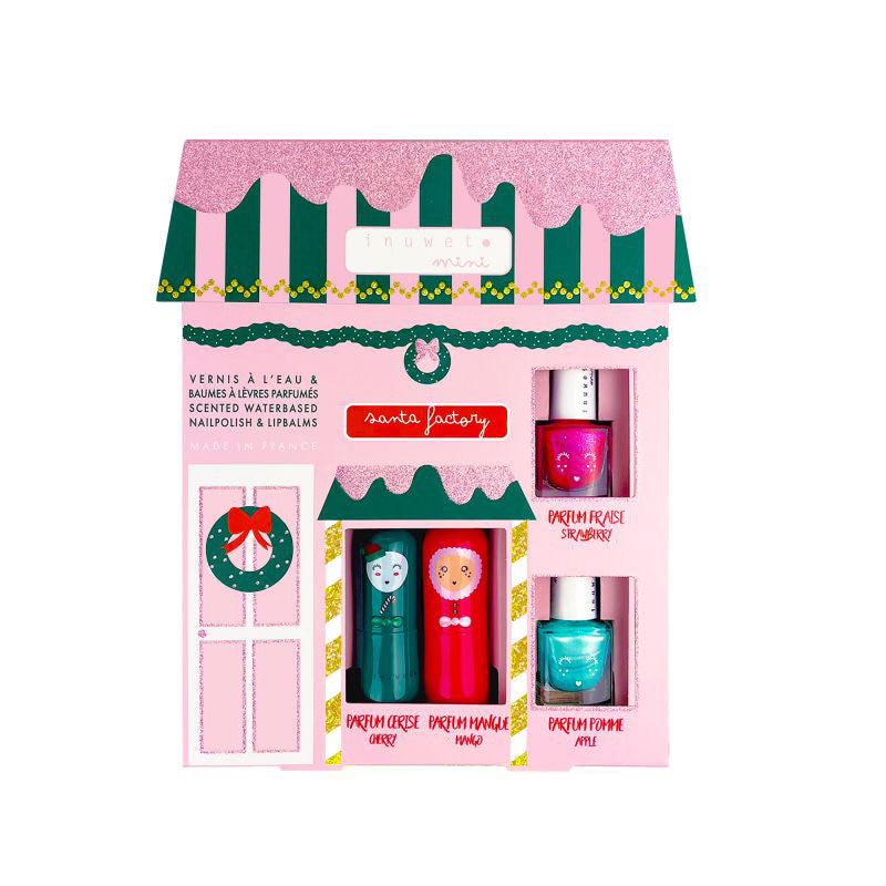 Conjunto Inuwet Casa da Carlota com 2 bálsamos labiais (manga, cereja) e 2 vernizes de unhas à base de água (morango, maçã) em embalagem de casa de Natal.