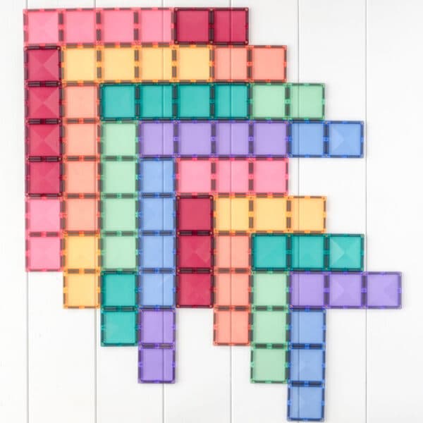 Arranjo de vários blocos Connetix Pastel Rectangle em cores diferentes.