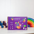 Caixa do Connetix Jogo blocos Magnético Rainbow Starter 60 pc com ilustração de barco e animais.
