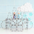 Cena de brincadeira com blocos magnéticos transparentes Connetix Clear Shape de 34 pc e figuras.