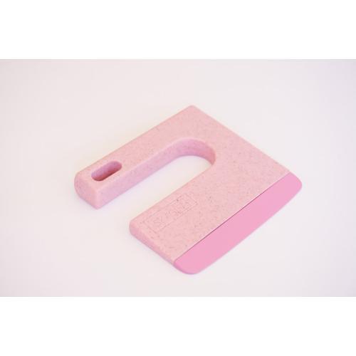 Cutelo de cozinha infantil KLYV na cor rosa com cabo ergonómico para crianças.