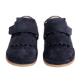 Par de sapatilhas Rooties Carneiras PiuPiu Azul Marinho, vista frontal, com franjas e fechos de velcro.