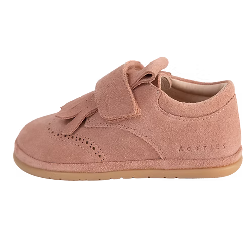 Sapatilha Rutis Carneiras PiuPiu Rosa, vista lateral esquerda, com fecho de velcro e logo Rooties.