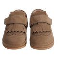 Par de sapatilhas Rutis - Carneiras PiuPiu Areia, vista frontal, com detalhes de franjas e fechos de velcro.