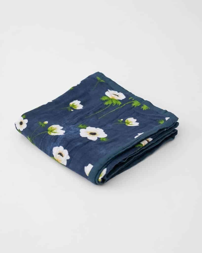 Little Unicorn 100% Bamboo Muslin Swaddle - White Anemone 120x120